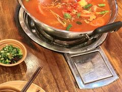 -亮欢寨酸汤鱼(沙冲路店)