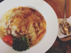 免治牛肉番茄芝士焗饭-西关84·History·Art·Cafe