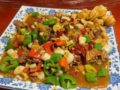 铁锅芦花鸡-艾丁湖烤全羊西域文化主题餐厅(新天润店)