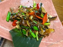 -云海肴·汽锅鸡·云南菜(天山百盛优客店)