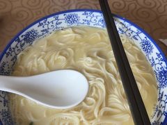 -雪琴面馆富安特色鱼汤面(城中花园店)