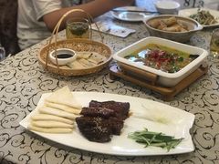 -一江春水·杭帮臻宴(三台山店)