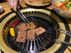 上等牛小排-炼火烤肉店