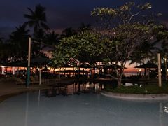 -Sunset Bar(丹绒亚路香格里拉店)