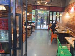-哈尔滨烧烤·山河村铁锅炖(交大店)