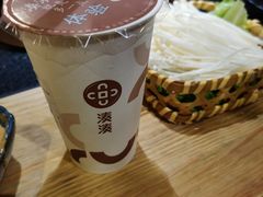 柠檬茶-湊湊火锅·茶憩(上海合生汇店)