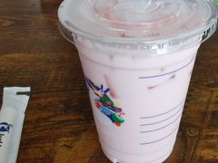 -瑞幸咖啡(岳家嘴地铁站店)