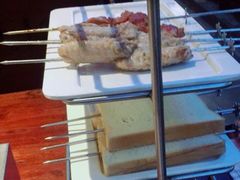 五香鸡翅-三个蒙古大叔羊肉串(大宁店)