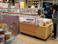面包甜点陈列柜-好利来(乐堤港店)
