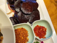 -娜仁图雅蒙古美食村(33小镇店)