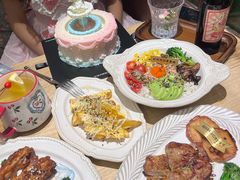 -秘密旅行Bonjour(黑金冠 江南西店)