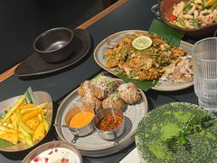 -Ameigo梅果·云贵川bistro(长宁来福士店)