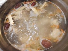 -濠轩阁特色生蚝火锅(水湾路店)