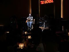 -TZ House音乐现场(来福士中心店)