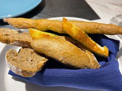 餐前面包-青岛遇见米兰(八大关店)