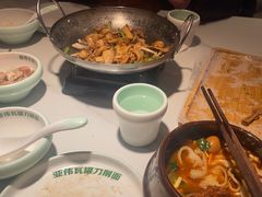 -亚伟瓦罐面美食城(淇县总店)