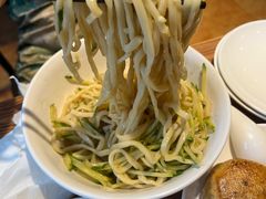 -清真吴记门钉肉饼·喜多利