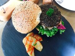 -HIGH FIVE哈福手工汉堡(桂林路店)