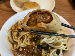 -清真吴记门钉肉饼·喜多利