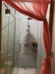 -苑苑vbeauty科技美容SPA