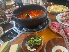 -贵厨酸汤牛肉(花果园国际中心店)