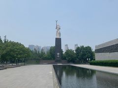 -侵华日军南京大屠杀遇难同胞纪念馆-停车场