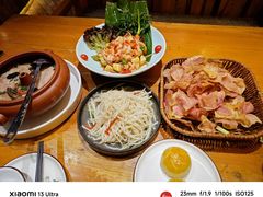 -老滇山寨•云南特色菜•地方菜•民族风情歌舞表演(金碧店)