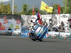 -玻璃桥景区石牛寨