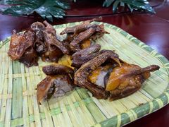 红烧乳鸽-新高记·粤菜·湛江鸡(南头古城店)