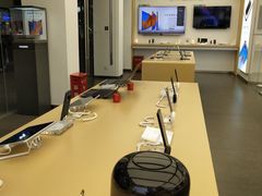 -华为授权体验店(华强北电子广场)