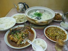 -天乐农家鱼头王(天目湖店)