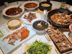 -宴小馆·小海鲜青岛菜(五四广场店)