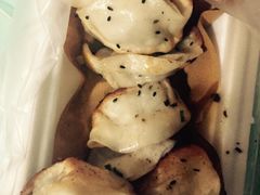 -香山胡记吴江路生煎(灵山路店)