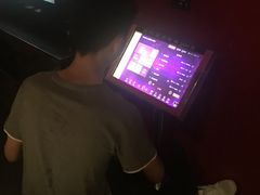 -百威KTV(恒福路店)