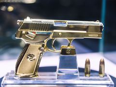 -都市枪神实弹射击俱乐部
