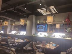 -街角等你.大连海鲜烧烤.经典铁板海鲜串(西安路店)