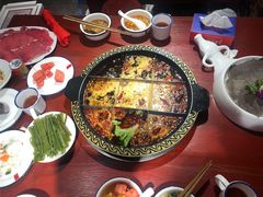 牛油全红汤锅底-黄家码头老火锅(解放碑旗舰店)