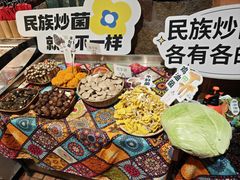 -老滇山寨•云南特色菜•地方菜•民族风情歌舞表演(金碧店)