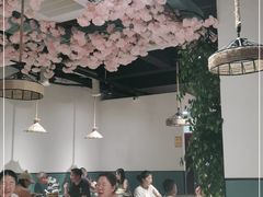 大堂-贵府酸汤牛肉火锅·贵州老字号(飞山街店)