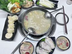 -汤宴·参须肚包鸡(南京路店)