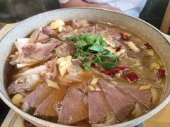 带皮驴肉锅-驴脾气特色炒菜(广渠门内店)