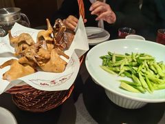 -鸽子侯·家宴·平价海鲜(市图书馆店)