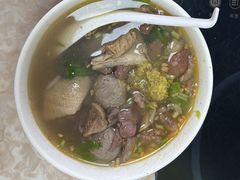 牛丸牛杂汤-华威达牛庄(黄埔大道西店)
