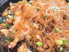 -阿瓦山寨·湘菜现炒·剁椒鱼头王(咸阳总店)