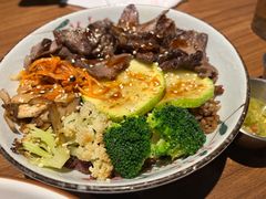 -POKEE VIA&Brunch·维娅(重庆来福士店)
