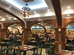 大堂-清真·玛丽亚新疆菜主题餐厅(浙江中路店)