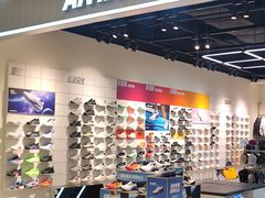 -百盛(万象城店)