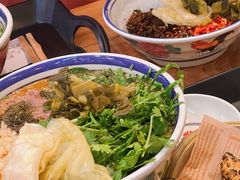 -云阿蛮云南生烫牛肉米线(奉贤路店)