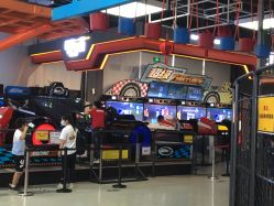 -嗨翻Hi-Fun竞技主题乐园·蹦床团建生日聚会(五棵松华熙店)
