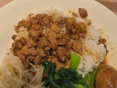 卤肉饭-北大家园食堂